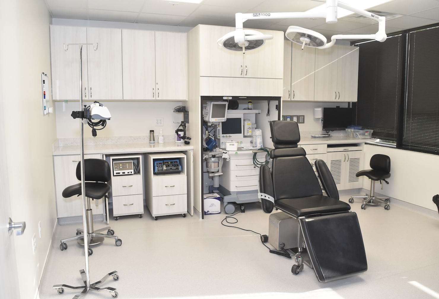 Why Choose Dallas Surgical Arts for Oral Surgery?